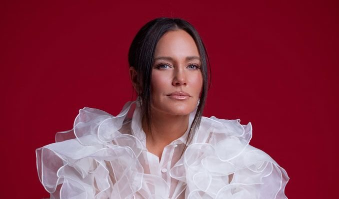 Image Source: https://images.discovery-prod.axs.com/2025/09/dj-meredith-marks-tickets_12-18-25_17_68c97548295b0.jpg